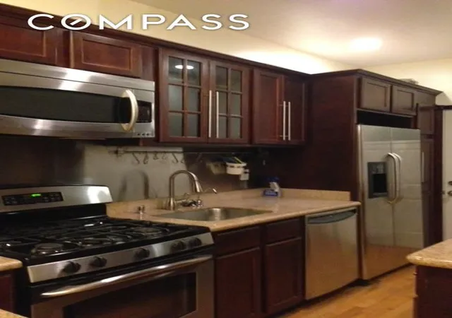Photo 4 of Sale Pending at 250 57Th St, New York City, NY 11220 | MLS# RLS20070878 | Listing updated on 2026-07-31
