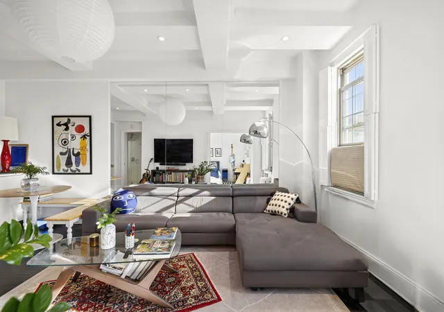 Homes for sale in New York City, NY | 24 5Th Ave #1609, New York City, NY 10011 | MLS# RLS20070917