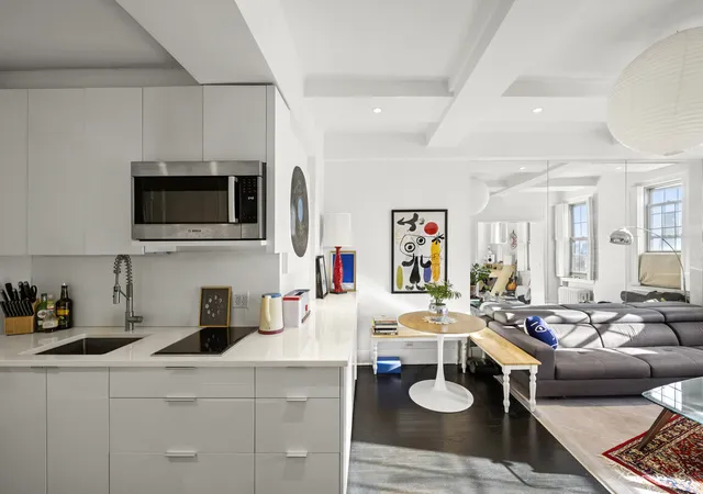 Homes for sale in New York City, NY | 24 5Th Ave #1609, New York City, NY 10011 | MLS# RLS20070917