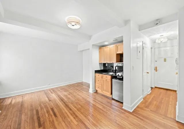 2nd image of 25 Tudor City Pl #1009, New York, NY 10017 | MLS# RLS20070918