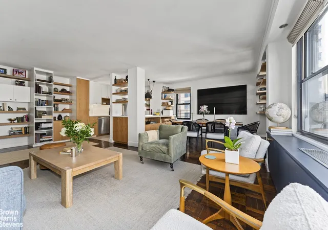 Photo 3 of House for sale at 301 E 62nd Street #9HJ, New York, NY 10065 | MLS# RLS20070999 | Listing updated on 2026-07-19