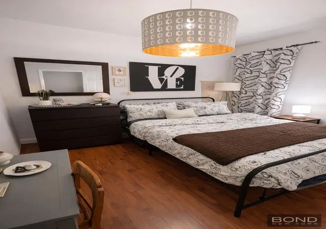 5th image of 804 Onderdonk Ave #MULTI-FAM, Ridgewood, NY 11385 | MLS# RLS20071015