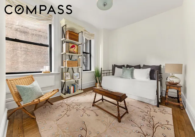 5th image of 929 Park Ave #6C, New York, NY 10028 | MLS# RLS20071042