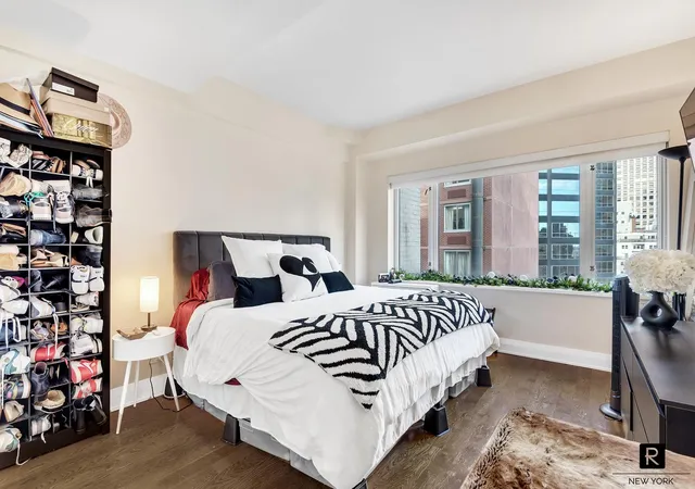 3rd image of 211 E 51St St #12-D, New York City, NY 10022 | MLS# RLS20071177