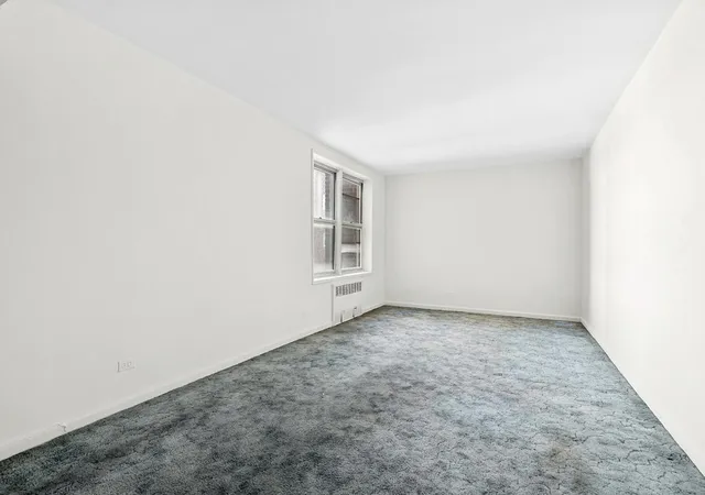 2nd image of 33-05 92Nd St #4-G, Jackson Heights, NY 11372 | MLS# RLS20071189