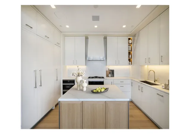 4th image of 200 E 83Rd St #26B, New York, NY 10028 | MLS# RLS20071214