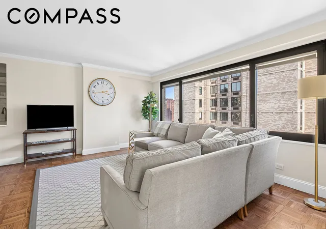Photo 3 of Sale Pending at 1065 Park Ave #27C, New York, NY 10128 | MLS# RLS20068040 | Listing updated on 2026-06-10