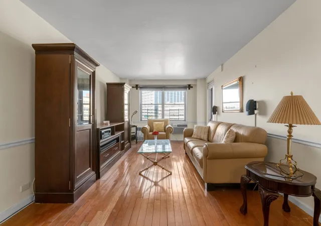 4th image of 61-15 97Th St #5A, New York City, NY 11374 | MLS# RLS20071239