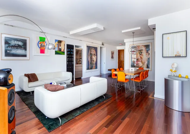 3rd image of 641 Fifth Ave, New York City, NY 10022