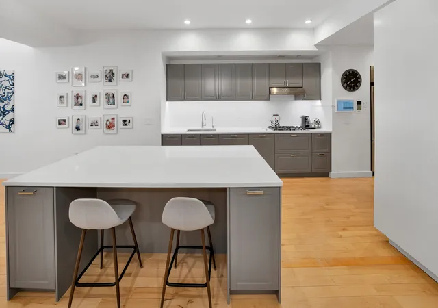 Photo 3 of Condo for sale at 15 Broad St #1824, New York, NY 10005 | MLS# RLS20071293 | Listing updated on 2026-06-30