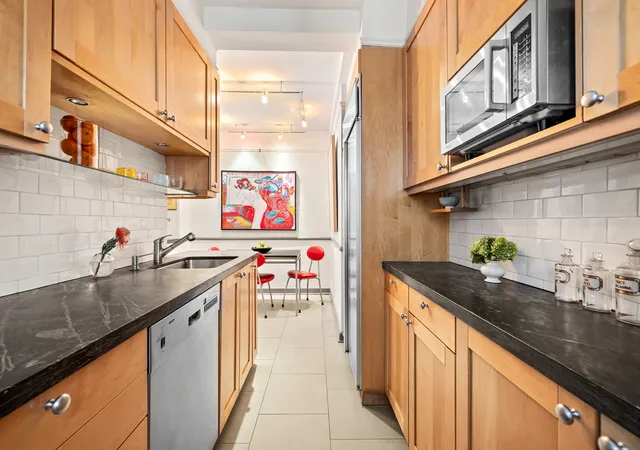 Photo 3 of Condo for sale at 45 Christopher St #4E, New York, NY 10014 | MLS# RLS20071307 | Listing updated on 2026-07-17