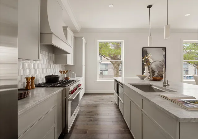 Listing Photo 4 - Condo for sale in building located at 1 Monroe Pl, Brooklyn, NY 11201