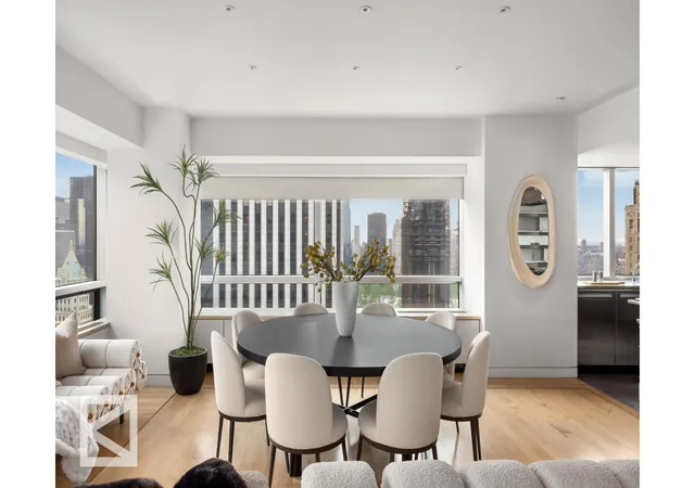 2nd image of  500 Park Avenue Tower Condo, New York, NY 10022