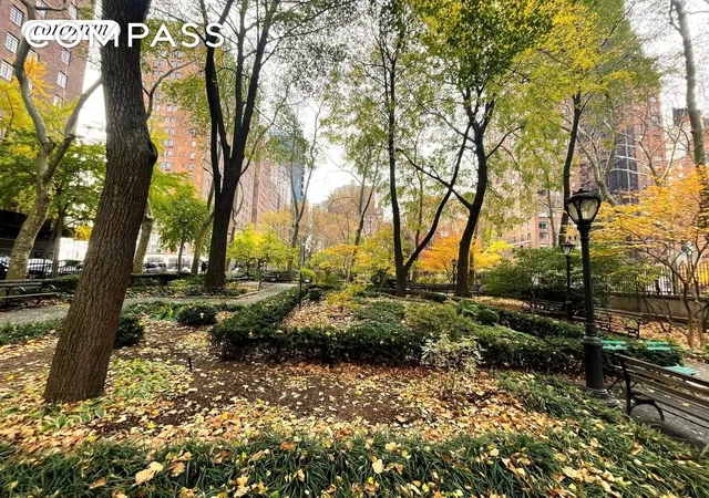 Photo 15 of Condo for sale at 5 Tudor City Pl #912, New York, NY 10017 | MLS# RLS20071634 | Listing updated on 2026-03-10