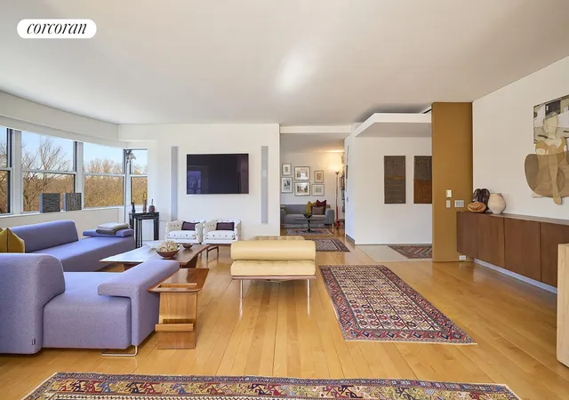 2nd image of 900 5th Ave #6A, New York, NY 10021 | MLS# RLS20071727