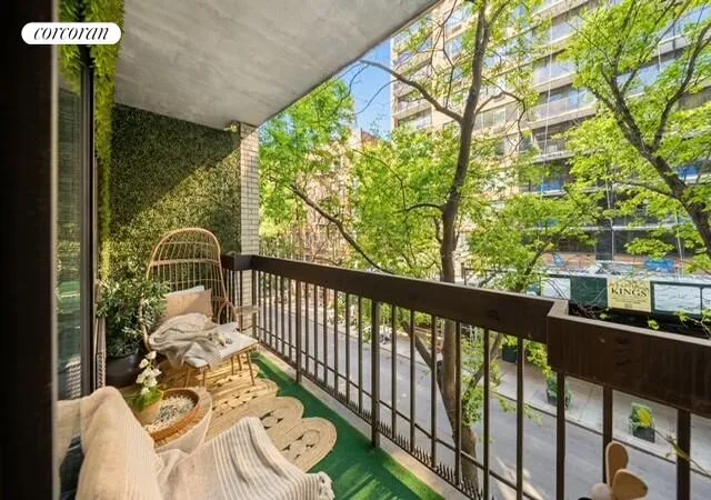 Listing Photo 4 - Condo for sale in building located at 507 E 80Th St, New York City, NY 10075 - Unit #3F