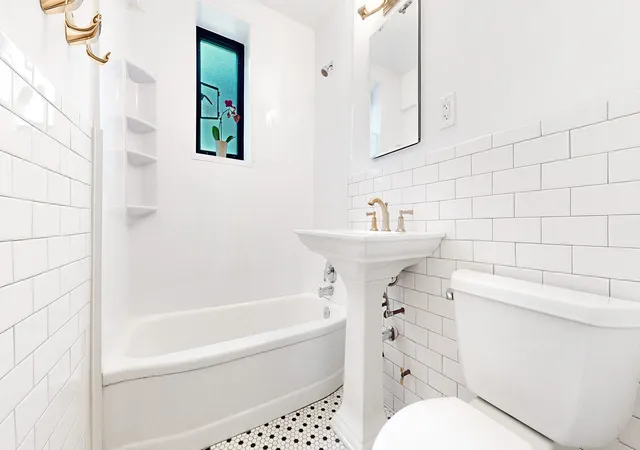 Photo 3 of Sale Pending at 14 Bogardus Pl #4V, New York City, NY 10040 | MLS# RLS20071804 | Listing updated on 2026-07-30