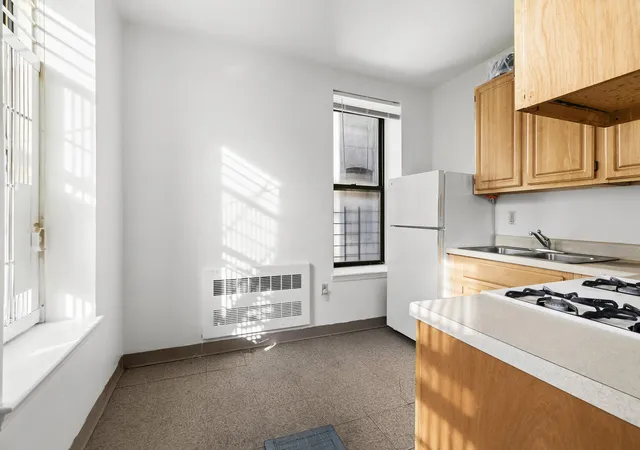 Photo 3 of Sale Pending at 101 W 115th Street #2C, New York, NY 10026 | MLS# RLS20071852 | Listing updated on 2026-06-28