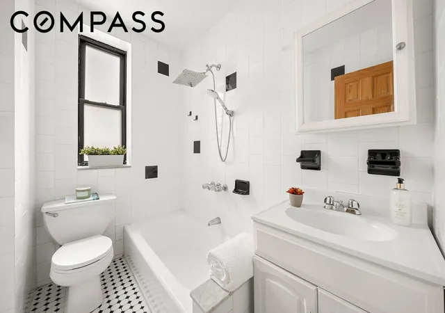 4th image of 325 Marine Ave #D10, Brooklyn, NY 11209 | MLS# RLS20071864