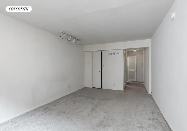 Photo 3 of House for sale at 25 W 13th Street #3EN, New York, NY 10011 | MLS# RLS20071870 | Listing updated on 2026-04-17