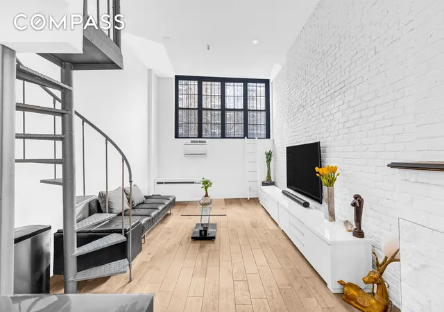 Listing Photo 5 - Condo for sale in building located at 324 Pearl St, New York City, NY 10038 - Unit #1A