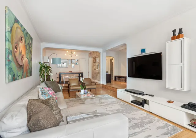 Photo 3 of Apartment at 180 W 93rd Street #2E, New York, NY 10025 | MLS# RLS20072058 |  | Sold on 2026-05-05