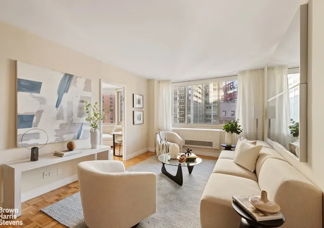 2nd image of 30 W 63Rd St, New York, NY 10023