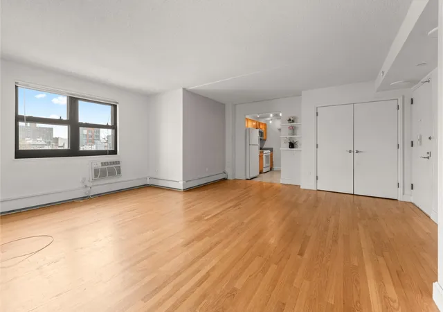 Photo 4 of Sale Pending at 1885 Lexington Ave #5A, New York, NY 10035 | MLS# RLS20072123 | Listing updated on 2026-07-02