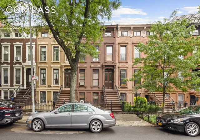 Photo 3 of Single family home for sale at 621 Putnam Ave, Brooklyn, NY 11221 | MLS# RLS20072236 | Listing updated on 2026-03-10
