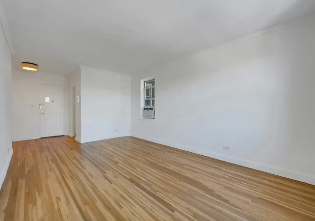 5th image of 640 W 231St St #7E, Bronx, NY 10463 | MLS# RLS20072302