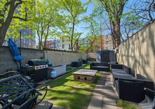 Photo 4 of Townhouse for sale at 116 Hall St #116, Brooklyn, NY 11205 | MLS# RLS20072309 | Listing updated on 2026-05-21