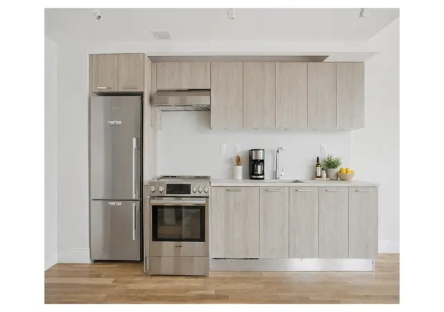 3rd image of 189 Cooper St, New York City, NY 11207