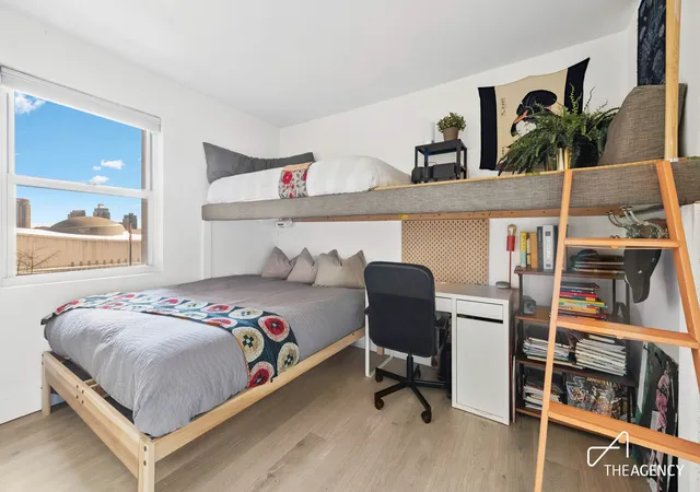 Homes for sale in New York City, NY | 321 E 45Th St, New York City, NY 10017