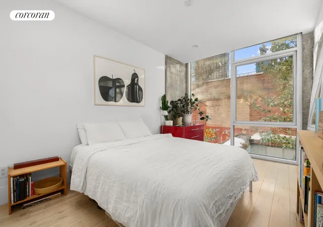2nd image of 115 Norfolk St, New York City, NY 10002