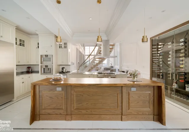 Photo 4 of Single family home for sale at 340 W 23rd Street, New York City, NY 10011 | MLS# RLS20072446 | Listing updated on 2026-09-01