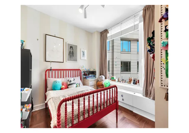 Photo 3 of House for sale at 240 Riverside Blvd #14O, New York, NY 10069 | MLS# RLS20072590 | Listing updated on 2026-05-20