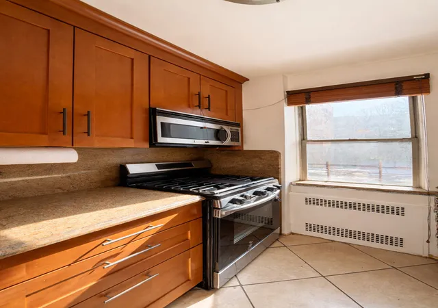 3rd image of 920 E 17th St, New York City, NY 11230