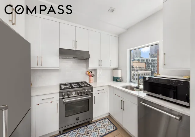 Photo 3 of House for sale at 42-44 Crescent St #PHB, Long Island City, NY 11101 | MLS# RLS20072868 | Listing updated on 2026-05-18