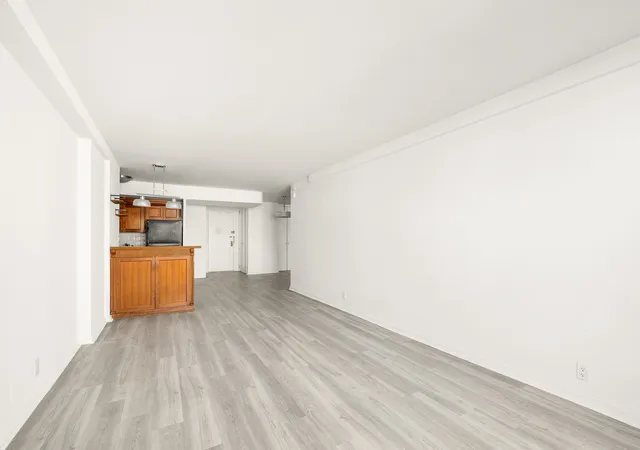 4th image of 305 E 24Th St #19T, New York, NY 10010 | MLS# RLS20072899