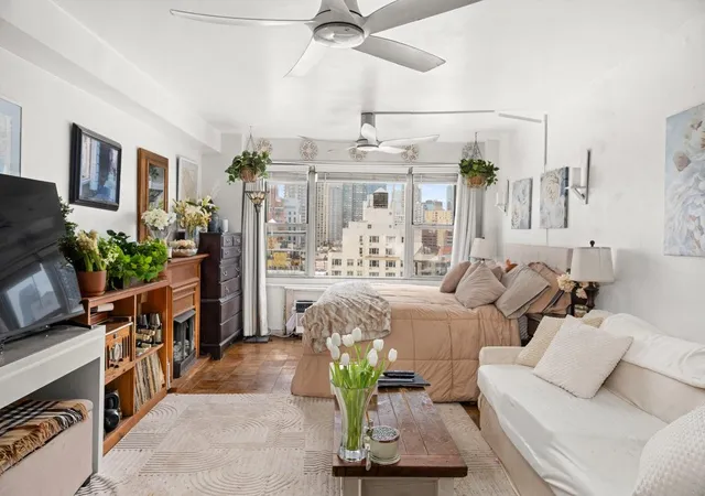 Homes for sale in New York City, NY | 440 E 79th St #12-I, New York City, NY 10075 | MLS# RLS20072949