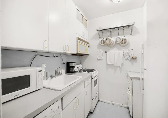 Homes for sale in New York City, NY | 440 E 79Th St #12-I, New York City, NY 10075 | MLS# RLS20072949