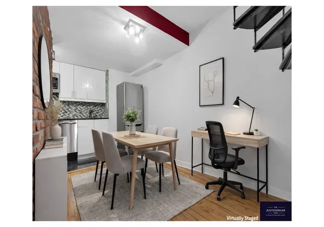 2nd image of 160 E 26Th St, New York City, NY 10010