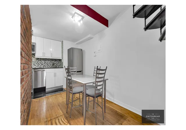 5th image of 160 E 26Th St, New York City, NY 10010