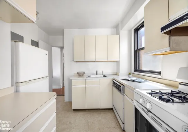 Homes for sale in New York City, NY | 120 E 90th St #10C, New York City, NY 10128 | MLS# RLS20073054