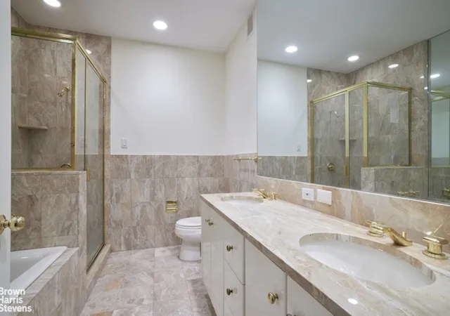 Photo 4 of Sale Pending at 1 Central Park W #36E, New York, NY 10023 | MLS# RLS20073064 | Listing updated on 2026-08-27