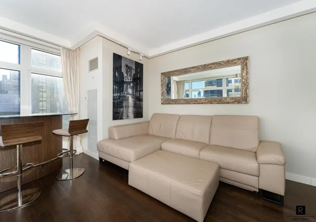 Photo 3 of House for sale at 400 E 67th Street #10-E, New York City, NY 10065 | MLS# RLS20073081 | Listing updated on 2026-08-03
