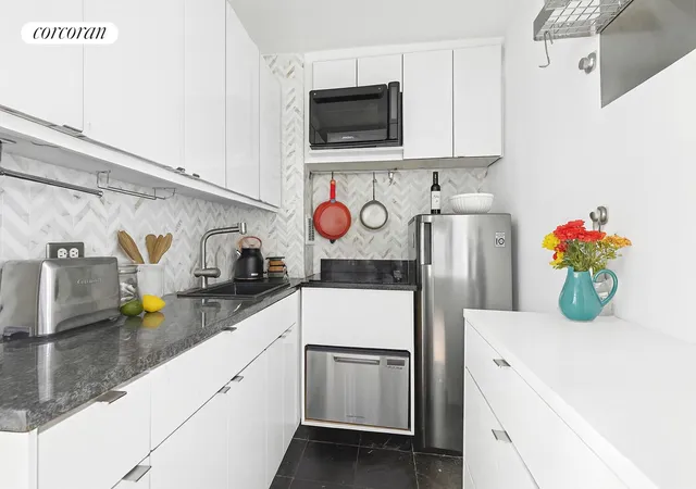 Photo 3 of Condo for sale at 165 Christopher St #2K, New York, NY 10014 | MLS# RLS20073188 | Listing updated on 2026-03-01