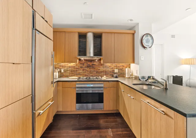 Photo 4 of House for sale at 70 Little W St #18G, New York, NY 10004 | MLS# RLS20073278 | Listing updated on 2026-02-25