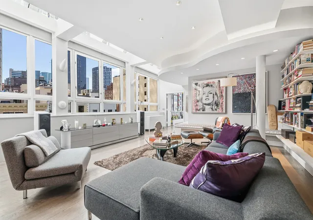 Listing Photo 1 - Condo for sale in building located at 301 E 52Nd St, New York City, NY 10022 - Unit #PHC