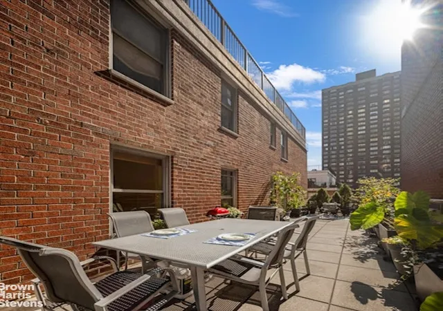 Listing Photo 1 - Condo for sale in building located at 420 E 55Th St, New York City, NY 10022 - Unit #11M